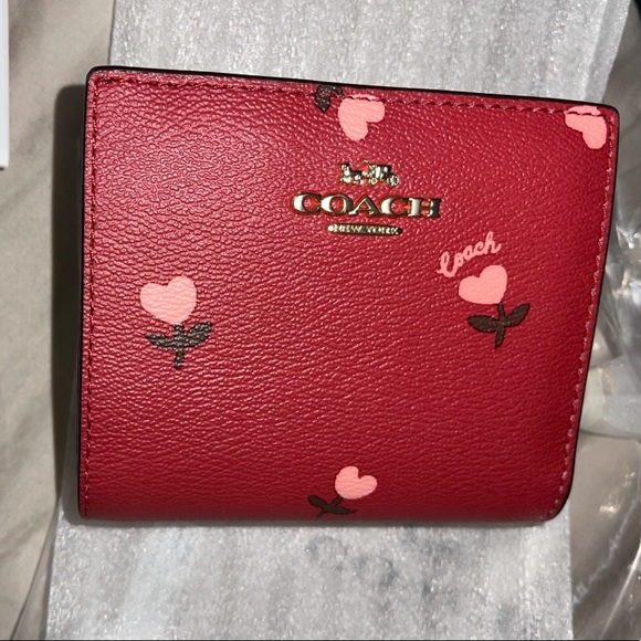AUTHENTIC COACH NWT Snap Wallet With Heart Floral - Picture 7 of 14